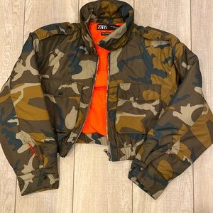 ZARA Camo Puffee
